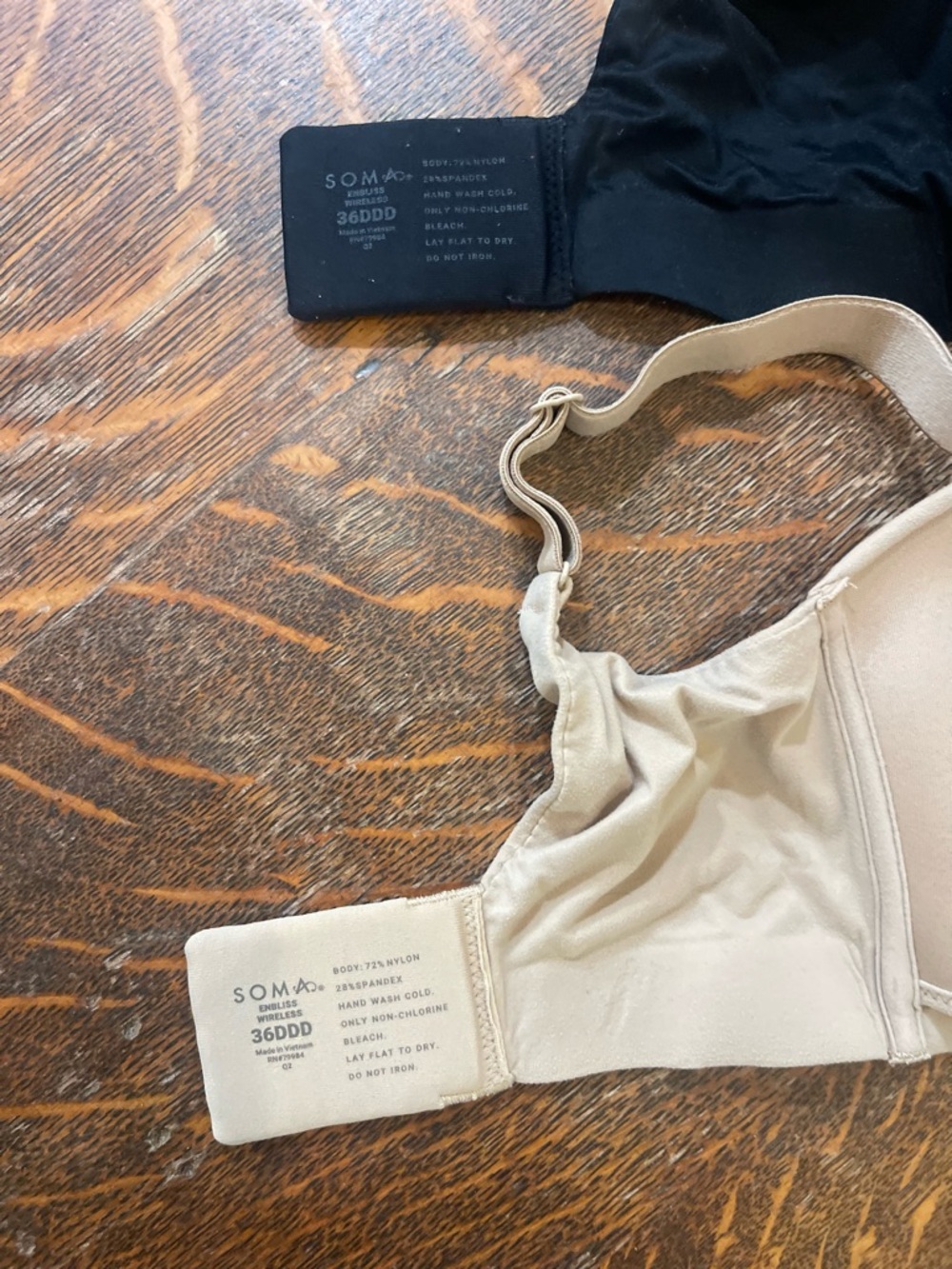 Soma Smooth T-Shirt Bras - Black & Nude - Picture 2 of 3